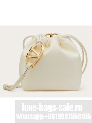 VALENTINO MINI VLOGO POUF Sheepskin WP0AC3Z white