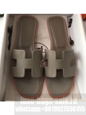 Hermes Oran Flat Slipper Sandals in Swift Box Calfskin Etoupe 02