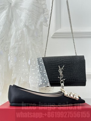 Roger Vivier Crystal buckle in Satin flat black