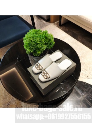 Balenciaga Cosy BB Mule 05