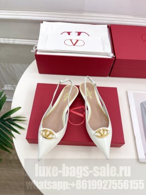 Valentino Garavani The Bold Edition Vlogo Slingback Ballerina In White Patent Leather 2025