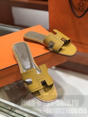 Hermes Oran Flat slippers in epsom leather 014 2021 Collection