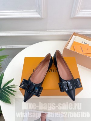 Louis Vuitton Blossom Flat Ballerinas in Calf Leather Black 2023
