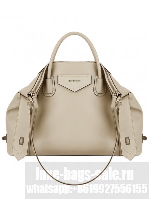 Givenchy Medium Antigona Soft Bag In Smooth Leather Cream