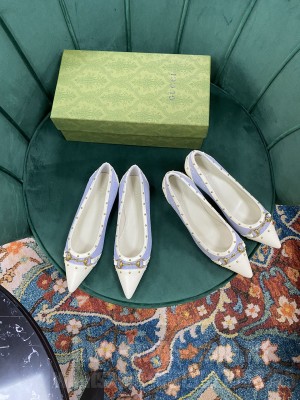 Gucci Women's GG Canvas/Calfskin with Horsebit Flat/Pumps Blue/White 2021 Collection