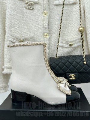 Chanel Women's Chain Around With Bow Leather/Patent Ankle Boots White