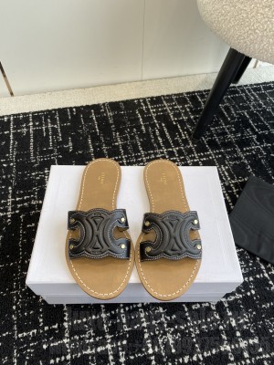 CELINE TIPPI SLIDE IN CALFSKIN 026