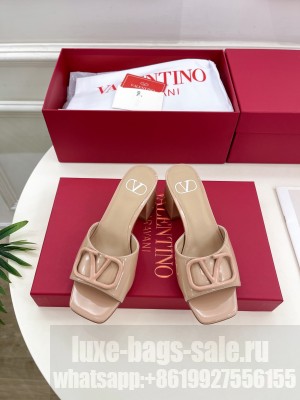 Valentino Garavani VLogo Signature 60mm patent-leather Mule sandals Beige