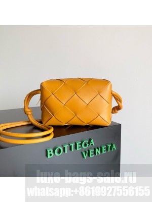 Bottega Veneta Intrecciato Concert Pouch D794258 yellow