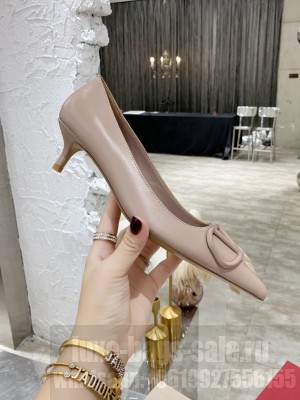 VALENTINO VLOGO SIGNATURE CALFSKIN PUMP 45MM NUDE 2021 Collection