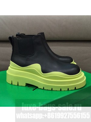 Bottega Veneta Tire Calfskin Short Chelsea Boots Black/Kiwi Green  2021 Collection