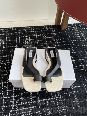 TOTEME Leather thong sandals black/sand