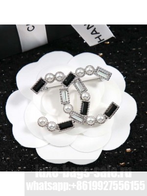 Chanel Women's Brooch AB1162