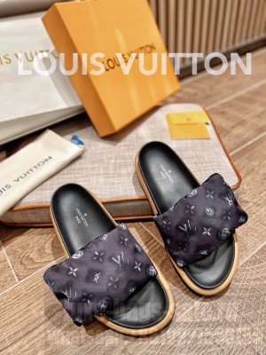 Louis Vuitton 1A98GU Unisex Pool pillow comfort Black