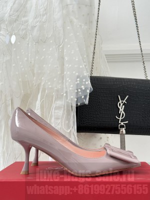 Roger Vivier buckle 7cm patent leather pump light purple