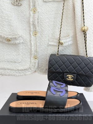 Chanel Lambskin Slippers black/purple 2025