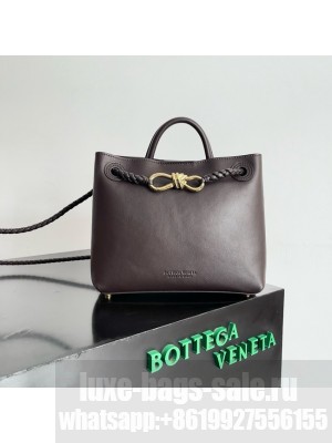 Bottega Veneta Small Andiamo Silky calfskin 766014 Fondant