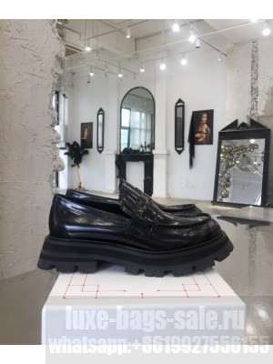 Alexander McQueen Wander loafer black