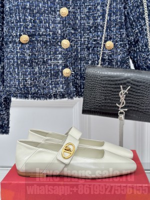 Valentino Garavani VLogo Locker Mary-Jane ballerina in calfskin White