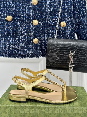 Gucci Women's flip-up sandals With Chain Flat Gold