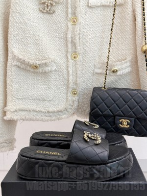 Chanel Lambskin Quilting mules with CC logo black 2025