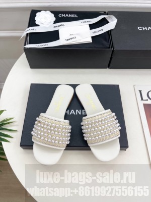 Chanel Slide CC With Pearls Mule white 2025