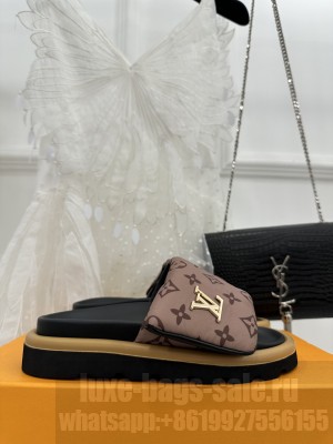 Louis Vuitton Unisex Pool pillow comfort mule slide flat 013