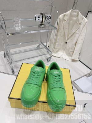 Fendi Fashion Show Low-top Platform Sneakers 7cm in Green Brushed Leather