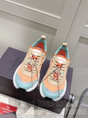 VALENTINO UNISEX CHUNKY V-LOGO SHEGOES SNEAKERS 2022 COLLECITON 05