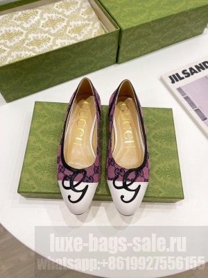 GUCCI 658904 Women's ballet flat with G appliqué 03 2021 Collection