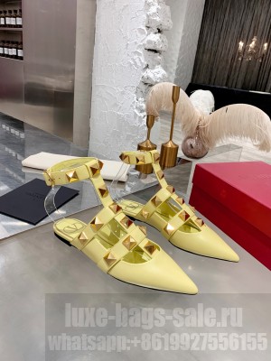 Valentino Garavani Roman Stud ballet flat in calfskin with straps Yellow
