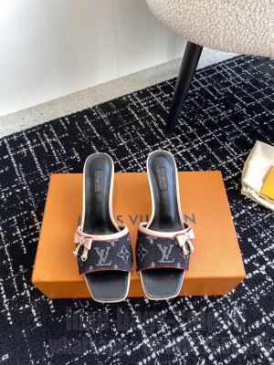 Louis Vuitton Women's Neo Revival Mule 03