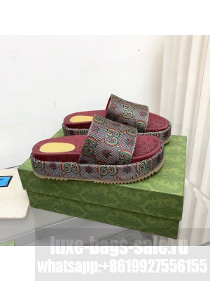 Gucci 100 GG Flower Jacquard Platform Slide Sandals 2022 Collection 03