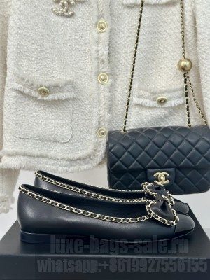 Chanel Women's 6.5cm Chain Around And Bow Flat Black 2024