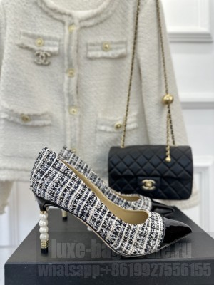 Chanel Pearl Heel 8.5cm Pumps 013