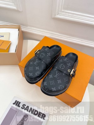 Louis Vuitton Unisex LV Cosy Comfort Flat Mules in Monogram Canvas 2023 03