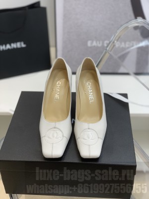 Chanel 8CM Vintage Logo Pumps White 2022 Collection