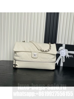 CHANEL Lambskin Shoulder Bags 9902 white