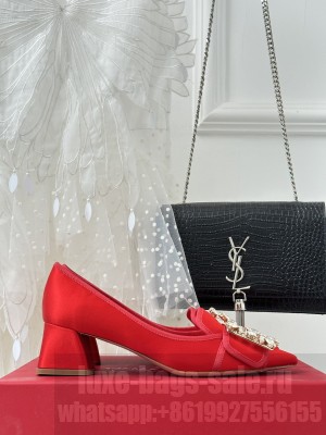 Roger Vivier Crystal buckle Velvet 5cm pump red