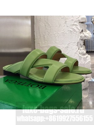 Bottega Veneta Band Calfskin Flat Sandals Green  2021 Collection 12