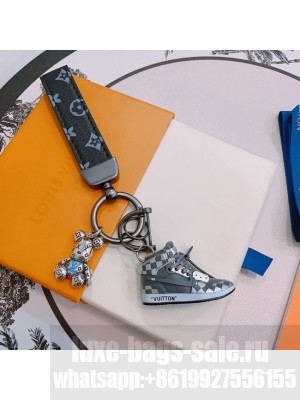 Louis Vuitton Charm and Key Holder M63084-3
