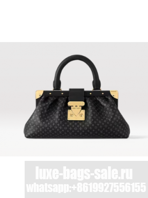 Louis Vuitton Monogram Clutch M22327 black