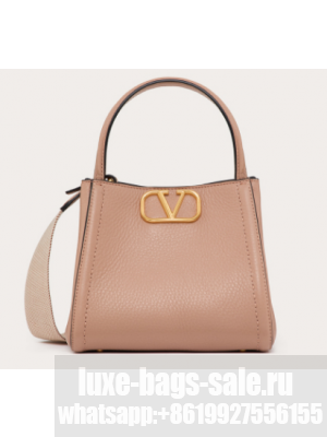 VALENTINO Alltime small grain calfskin bag B0Q26 pink