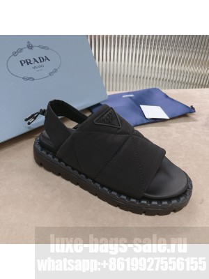 Padded Padded nylon Embossed rubber logo Black sandals