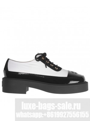 Chanel Women's Lace-Ups White