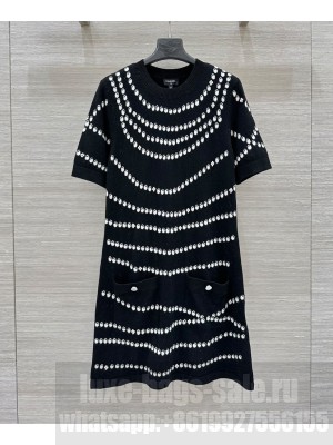 Chanel Women's Cashmere Dress Black
