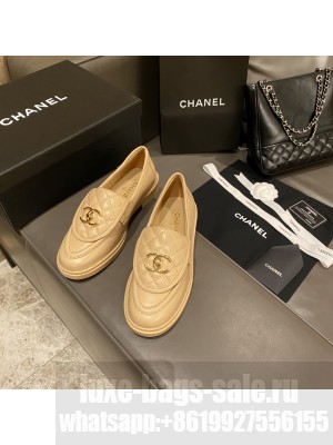 CHANEL CC LOGO AND QUILTING FLAP LOAFERS WHITE Spring/Summer 2021 Collection Beige