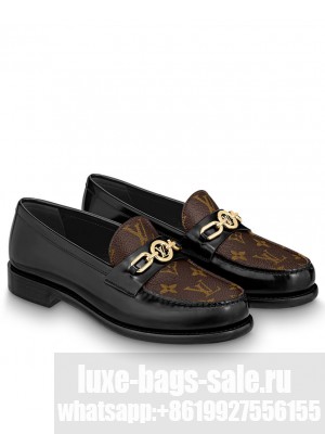 Louis Vuitton Women's Chess Flat Loafer Brown