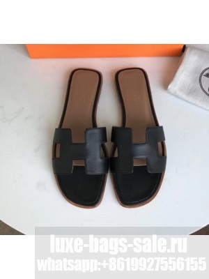 Hermes Oran Flat slippers in epsom leather black/brown