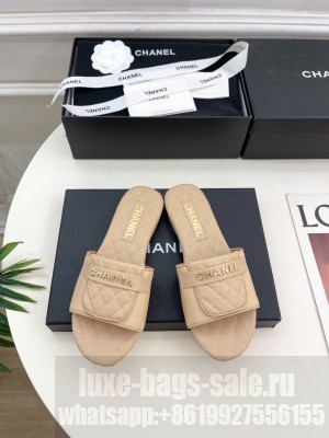Chanel Quilting lambskin Logo slides Beige 2025